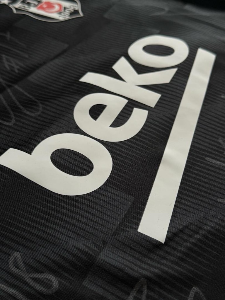 beşiktaş imzalı forması - 6