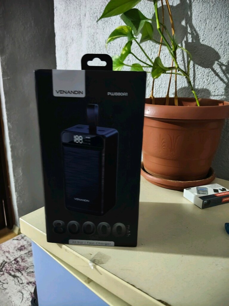 sıfır kutusunda 80.000lik powerbank vendndin msrka kaliteli LED ışıklı - 3