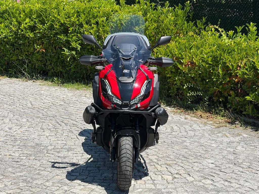2025 KAZASIZ BOYASIZ TRAMERSİZ FULL AKSESUAR TFT EKRAN 3850 KM - 3