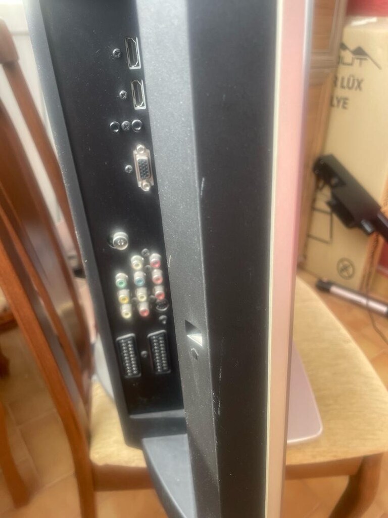 Toshiba Tv - 3