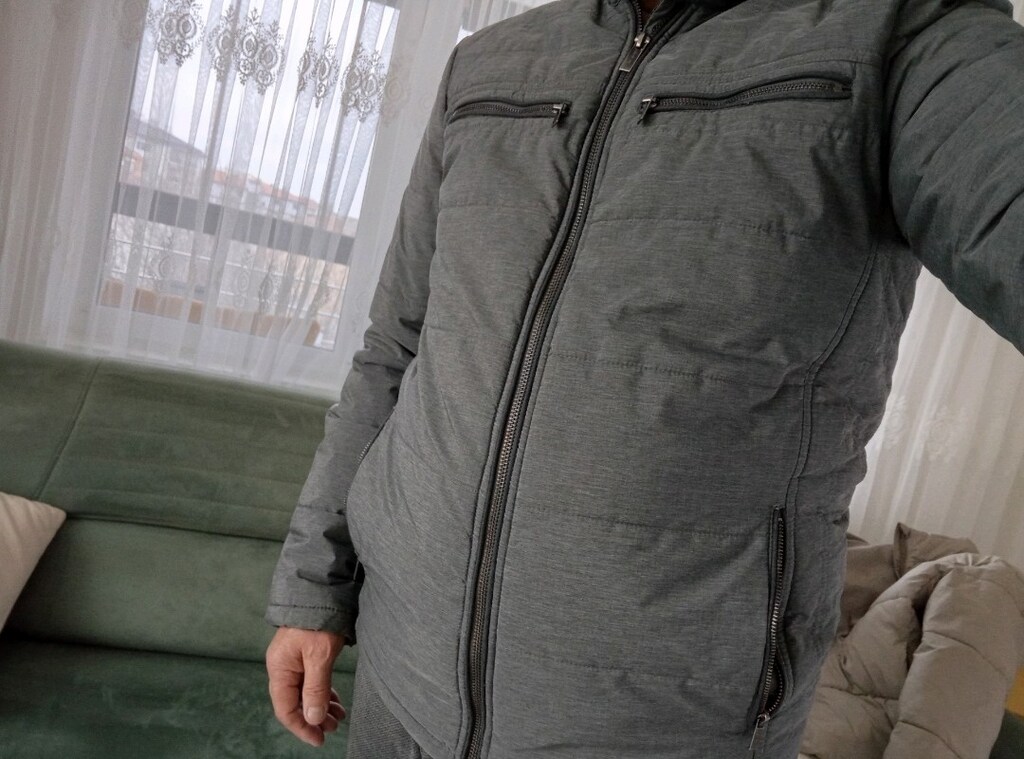 LC Waikiki marka, M, beden, içi elyaflı fermuarlı kışlık mont. - 7