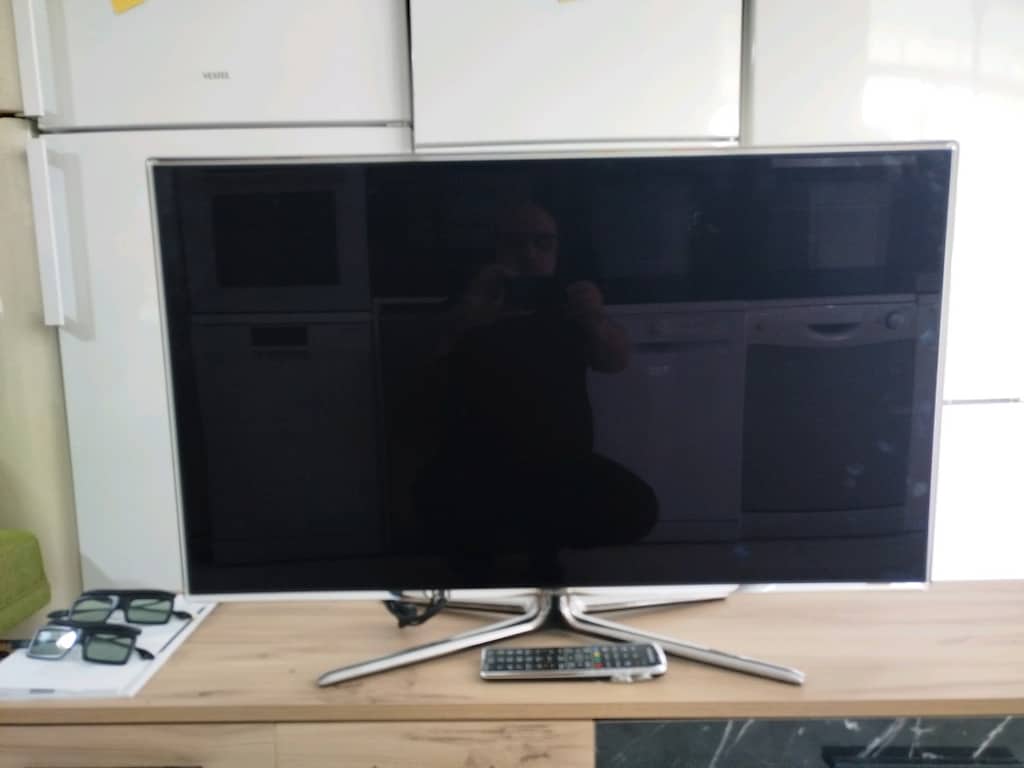 Samsung 102 ekran televizyon - 3