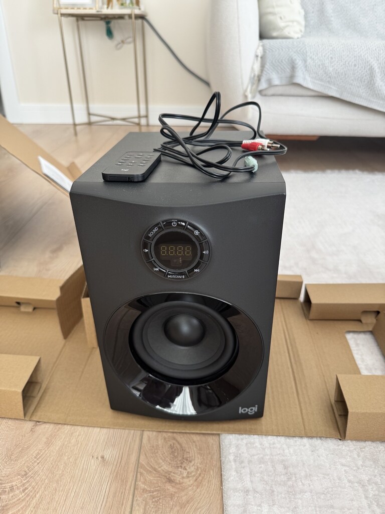 Logitech Z607 160W 5+1 ve Bluetooth Hoparlör