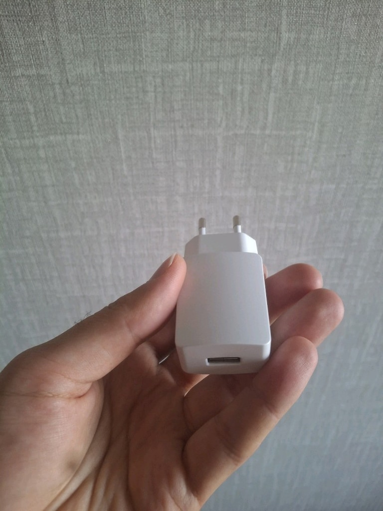 Alcatel şarj adaptörü - 2