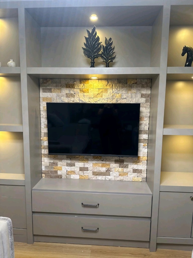 tv ünitesi - 2