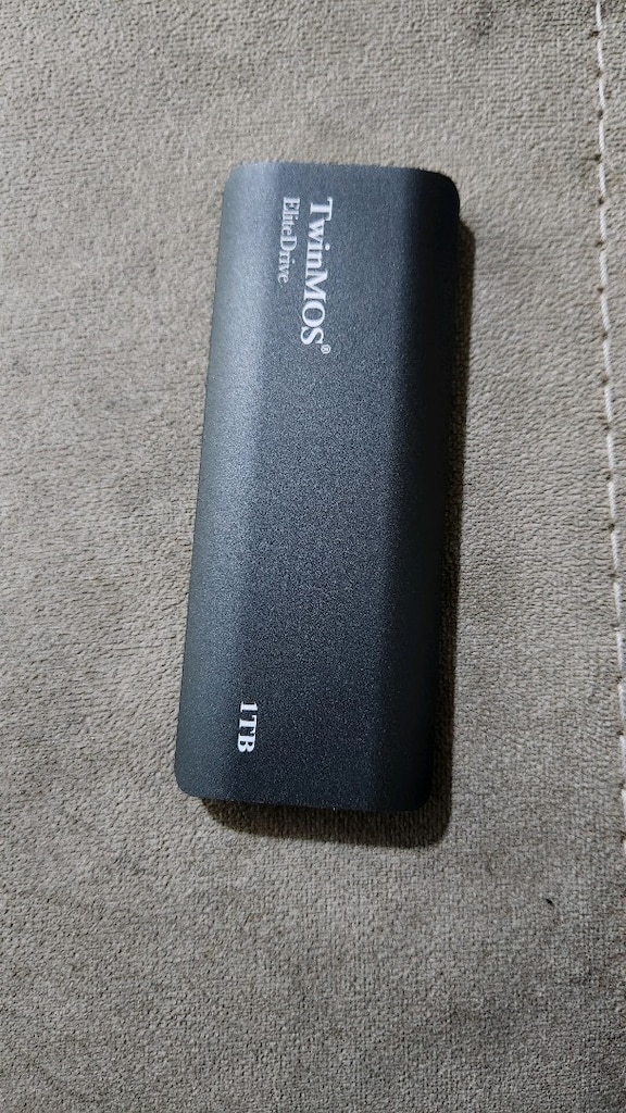1TB HARİCİ SSD