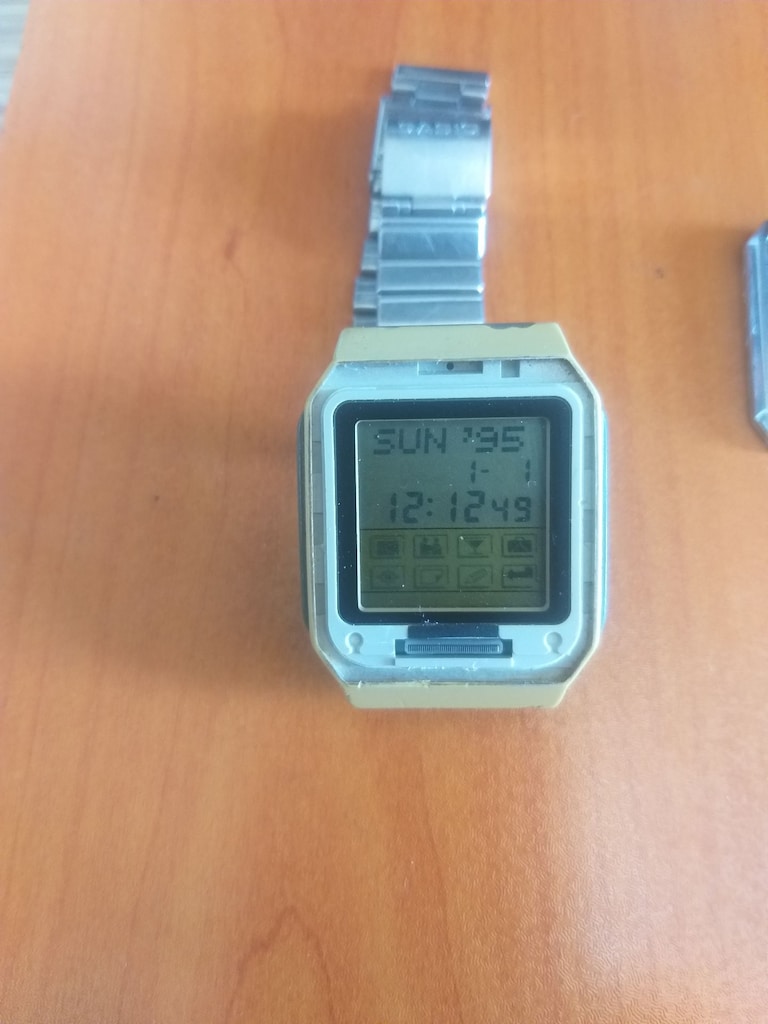 1995 üretimi antikadır orjınal casıo saat - 8