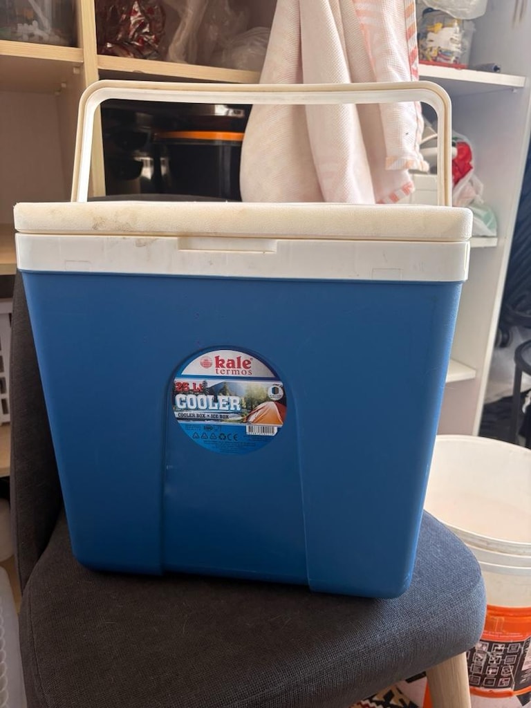 kale termos dondurucu cooler 25L