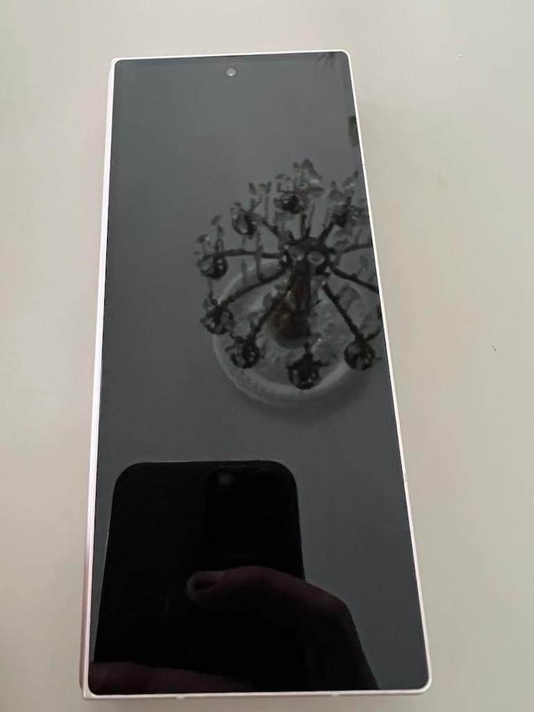 Samsung galaxy z flod 6 512 GB ve Watch 6 - 9