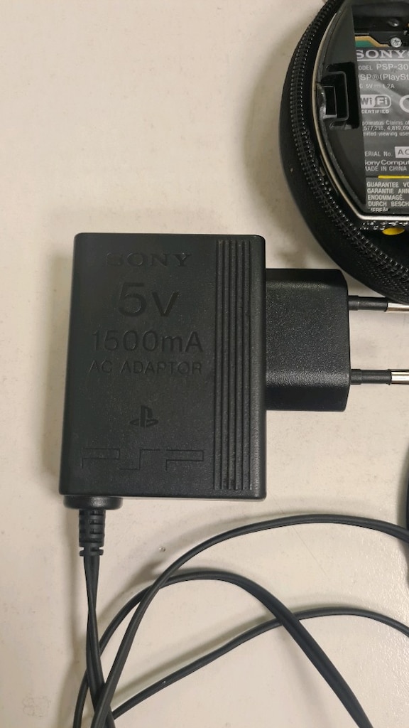 PSP 3004 Slim oyun konsolu - 12
