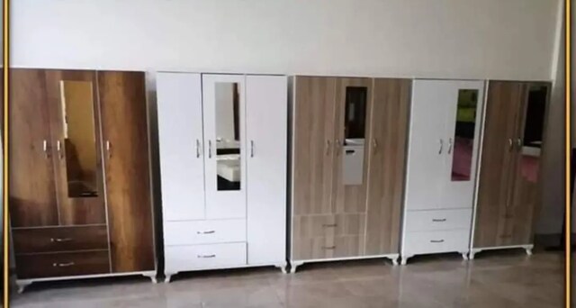 ÜÇLÜ DOLAPL CAN MOBİLYADA ŞÜKRÜPAŞA MAHALLESİ