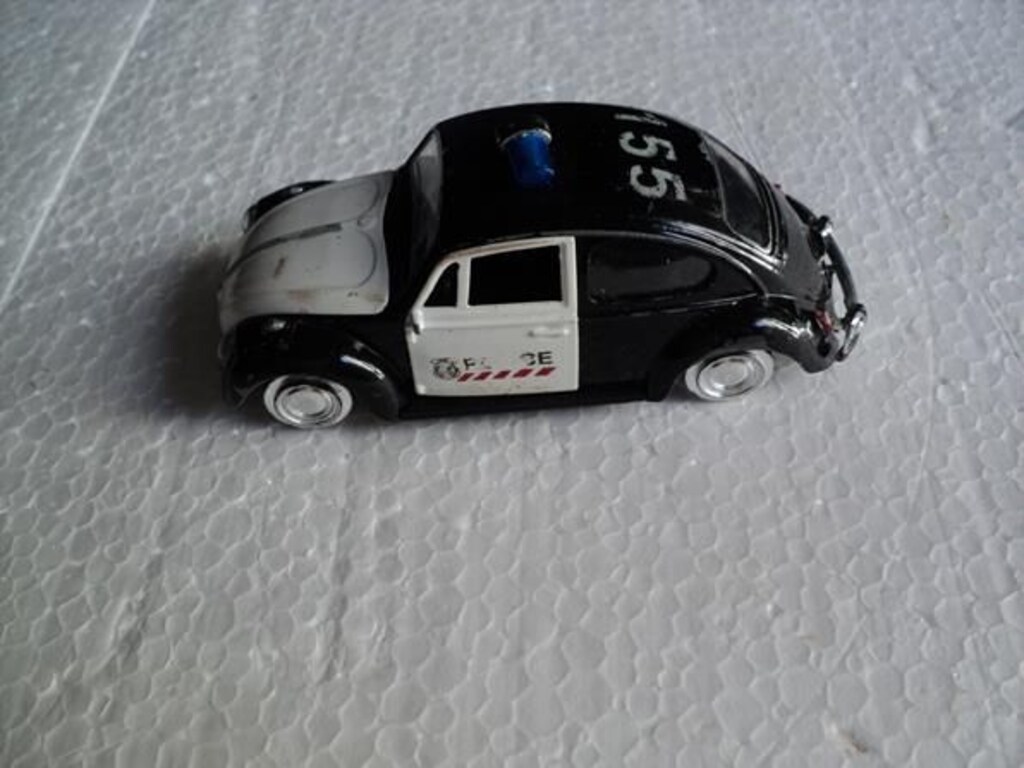 VW Metal Polis Arabası - 4