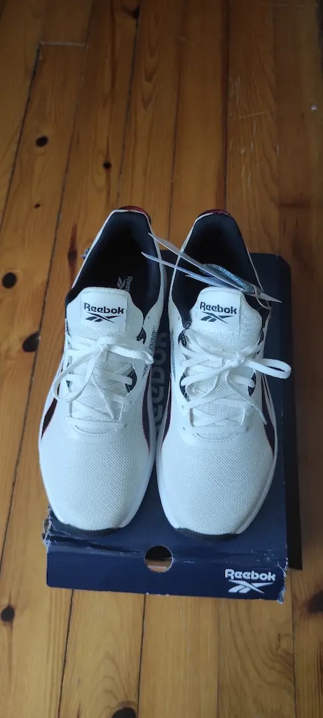 Sıfır 44 numara Reebok ayakkabı