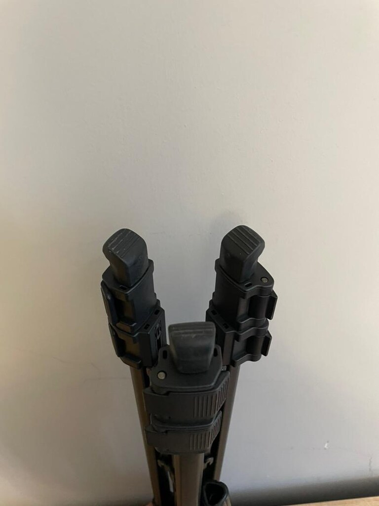 Sony vct-r640 tripod - 7