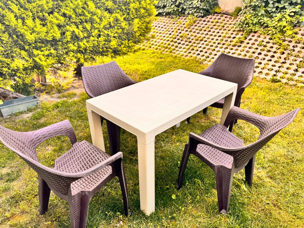 Çok Temiz Bahçe/Balkon Masası ve 4 Adet Sandalye Takımı - 3