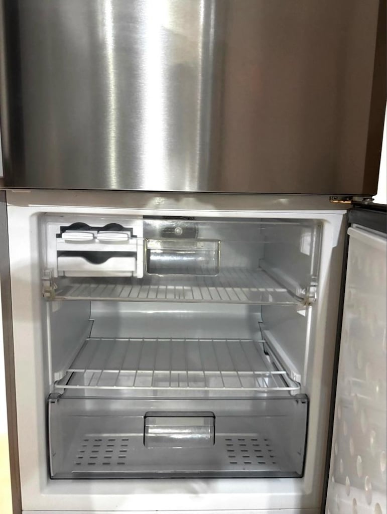 Arçelik XL 550 Litre İnox Gri Alttan Donduruculu Buzdolabı - 3