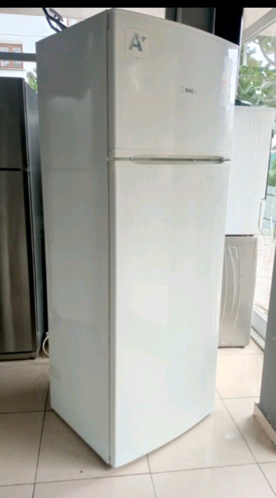 Bosch 375 Litre No frost Buzdolabı Temiz sağlam - 4