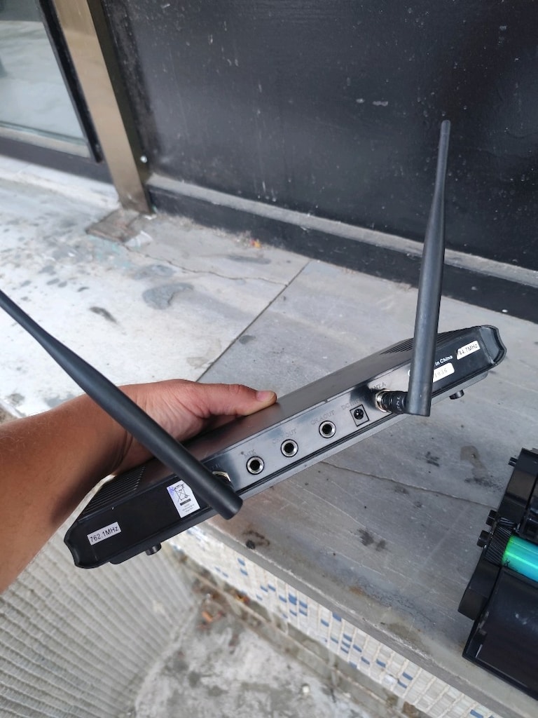 kablosuz mikrofon cihazı u 616 - 2