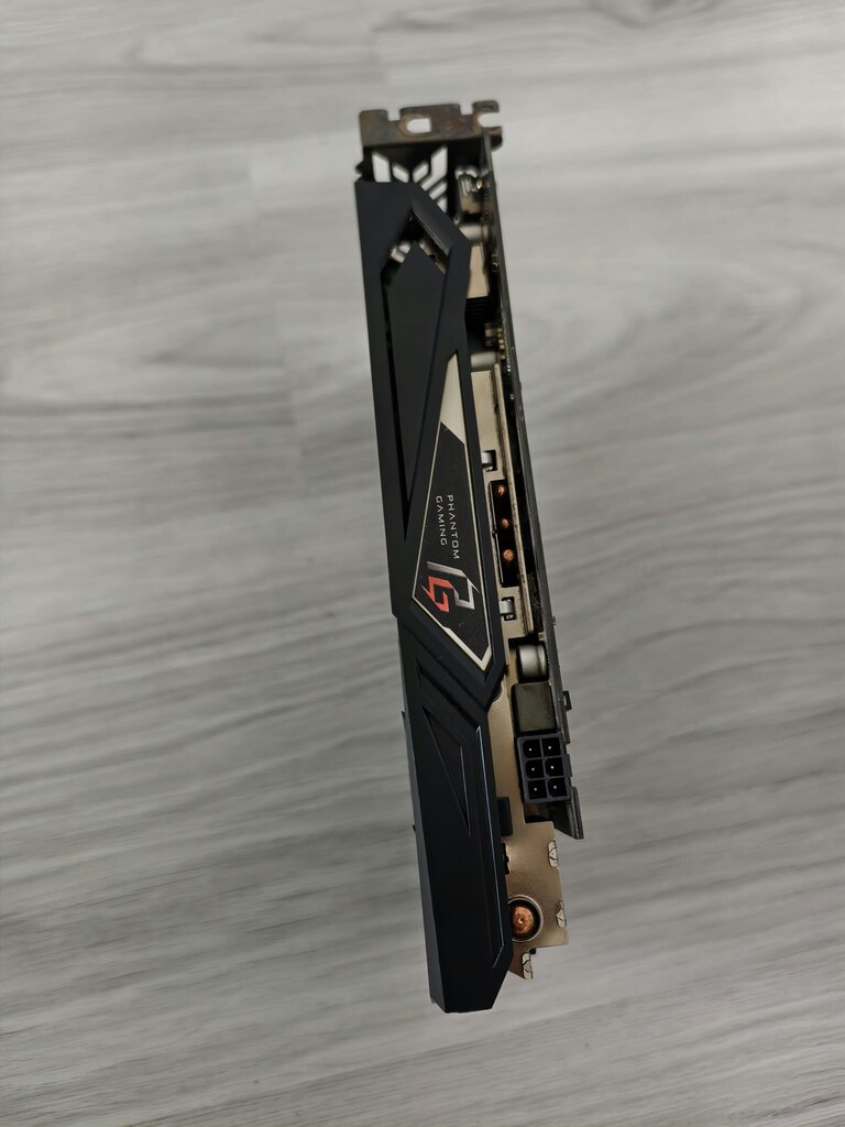 8GB EKRAN KARTI - 12