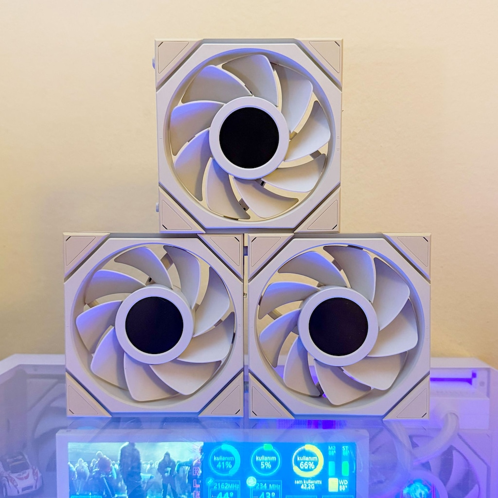 LIAN LI UNI FAN TL LCD 120 RGB WHITE REVERSE BLADE – 3'LÜ PAKET - 4