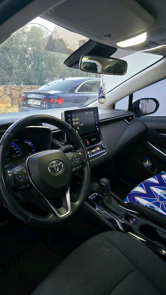 Toyota Corolla - 4
