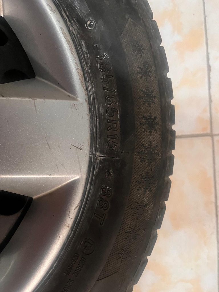 RENAULT ORİJİNAL 15 JANT + 185/65 R15 LASTİK TAKIMI – 4 ADET - 2