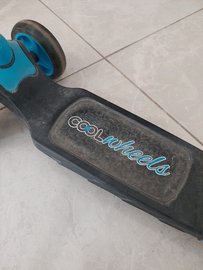 Cool Wheels Scooter - 4