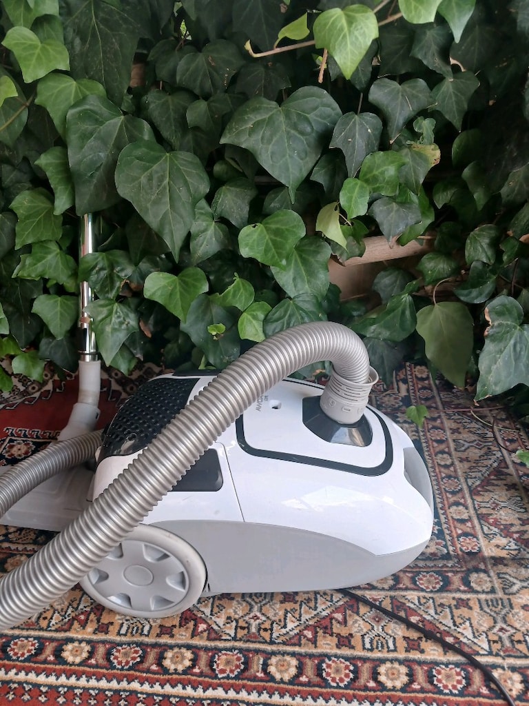 AWOX ELEKTRİKLİ SÜPÜRGE TOZ TORBALİ DAHA SIFIR AYARINDA TERTEMİZ ÇOK G - 7