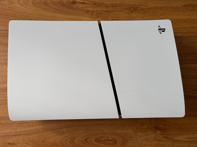 TERTEMİZ KUTULU GARANTİLİ SONY PLAYSTATION 5 OYUN KONSOLU 1 TB
