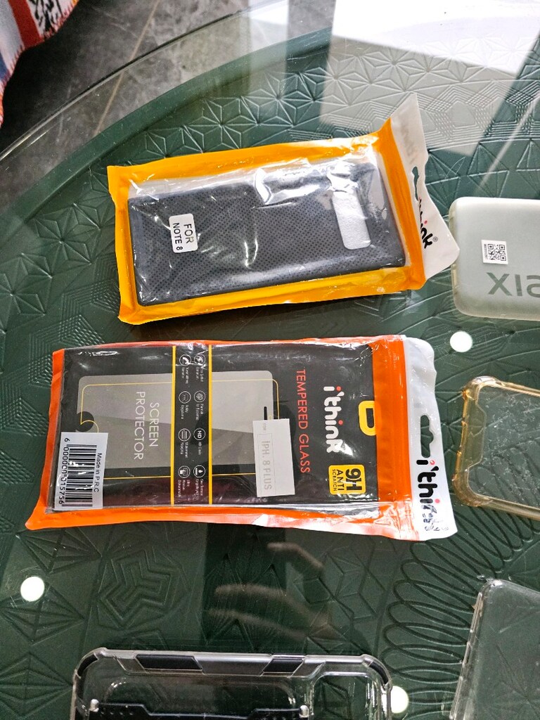 çeşitli telefon kılıfları - 6
