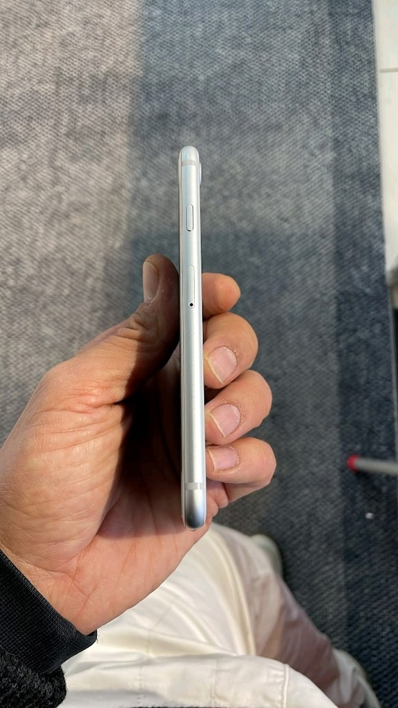 IPHONE 8 64 GB BEYAZ TR HATASIZ DAHA TEMİZİ YOKTUR - 4