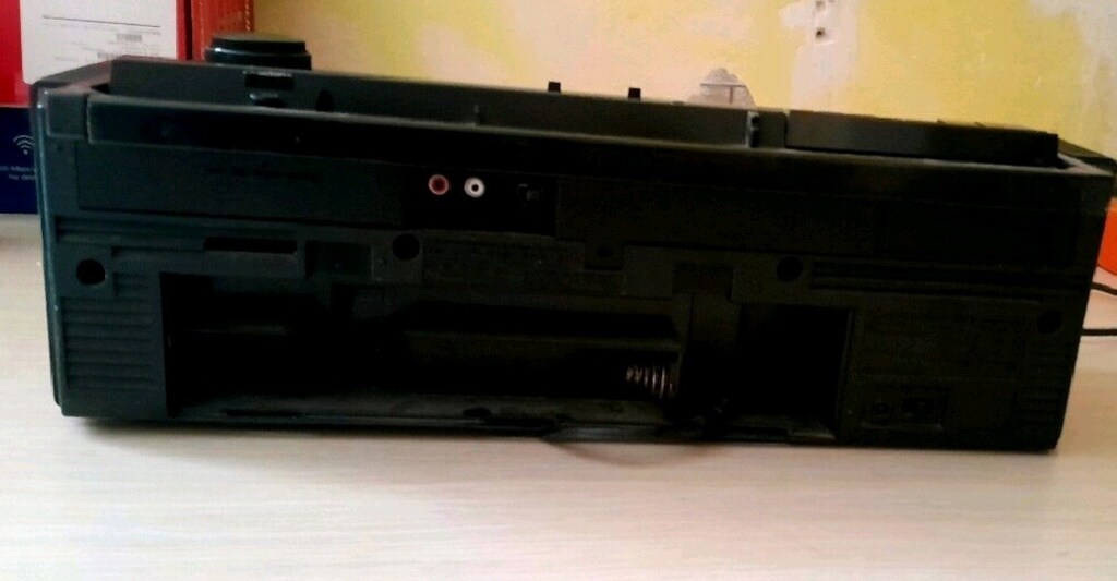 Hitachi 3D Super Woofer Vintage Teyp - 4