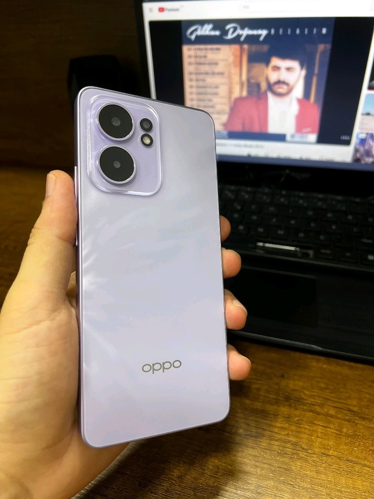 Oppo Reno 13F - 3
