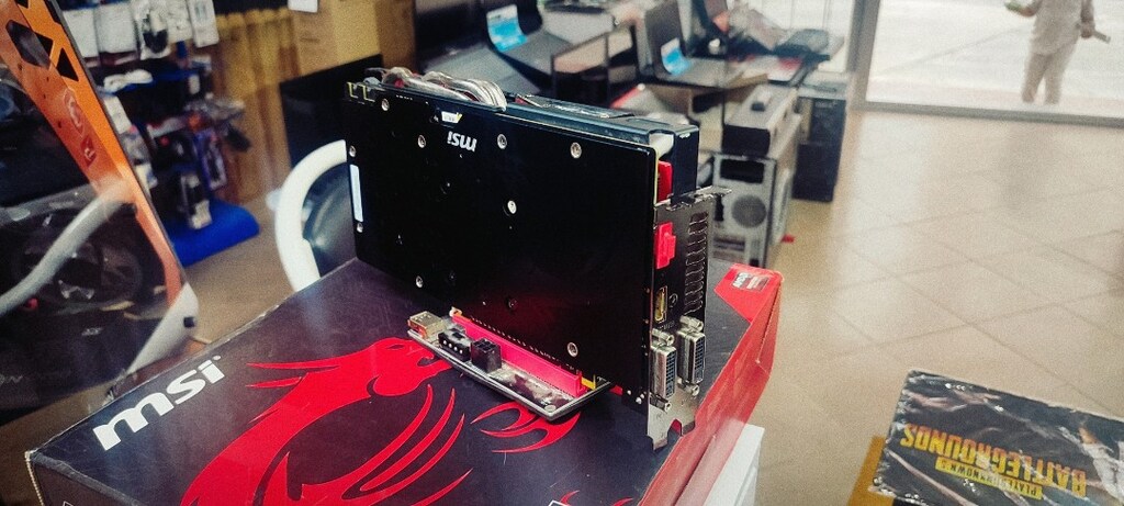4Gb Msi Dragon Radeon R9 380 256Bit Gddr5 Ekran Kartı - 2
