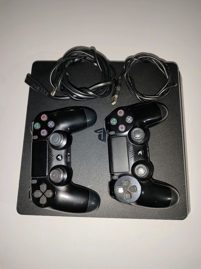 PS4 Slim çift kol, 1 TB - 2