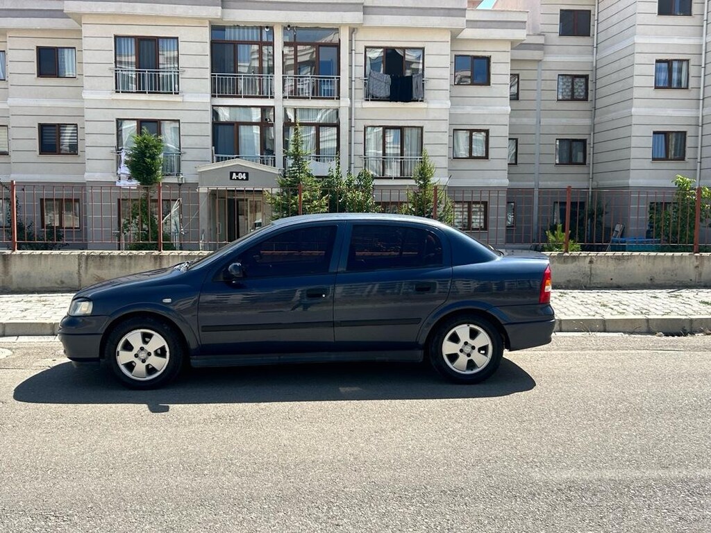 opel astra 2006 model - 4