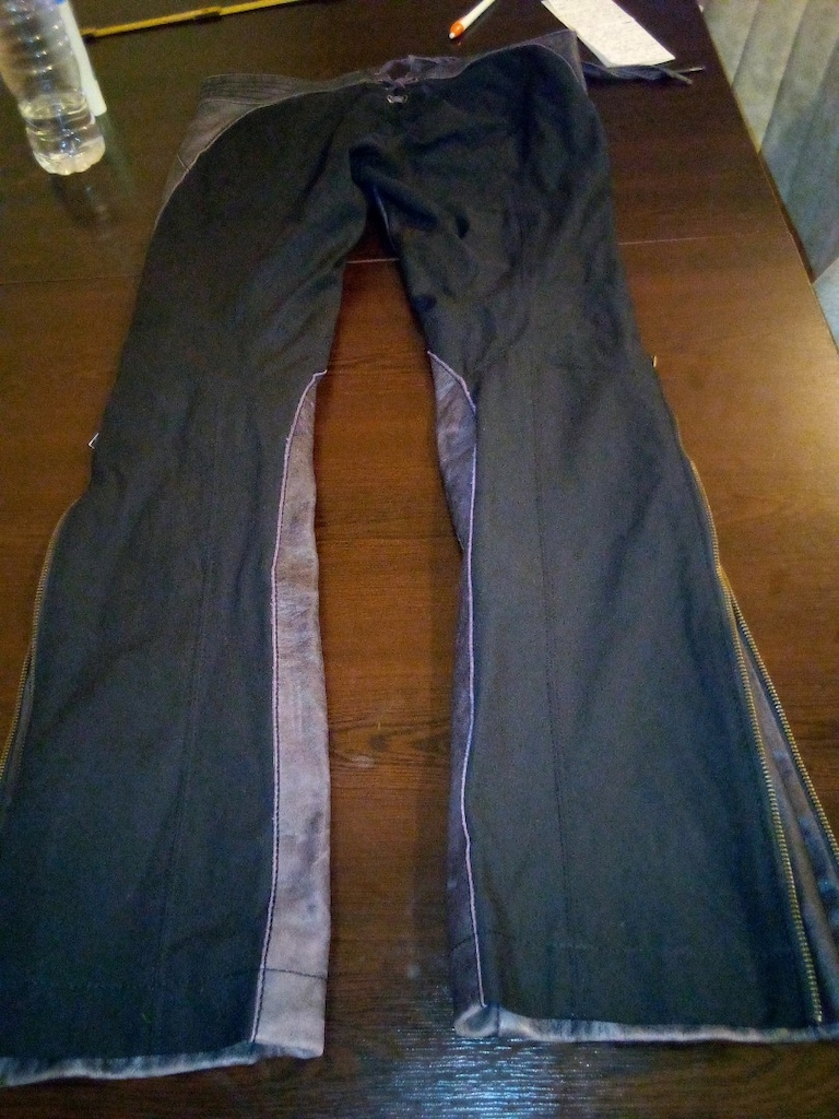 Harley Davidson mor tonlu kadın sürüş pantolonu. iç astarı saten mor. - 5