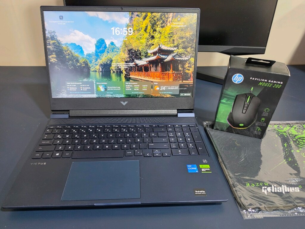 HP ViCTuS Gaming Notebook - 5
