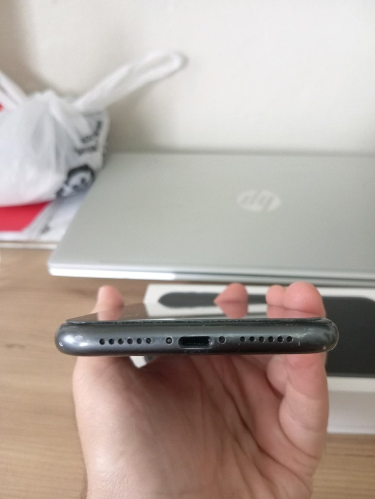 iPhone 11 yurtiçi 128 gb - 2