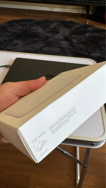 Apple 140W Adapter