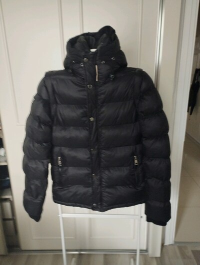 Burberry Mont S beden