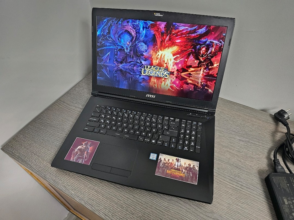 MSİ GE72 MODELİ DEV EKRAN OYUNCU BİLGİSAYARI - 4