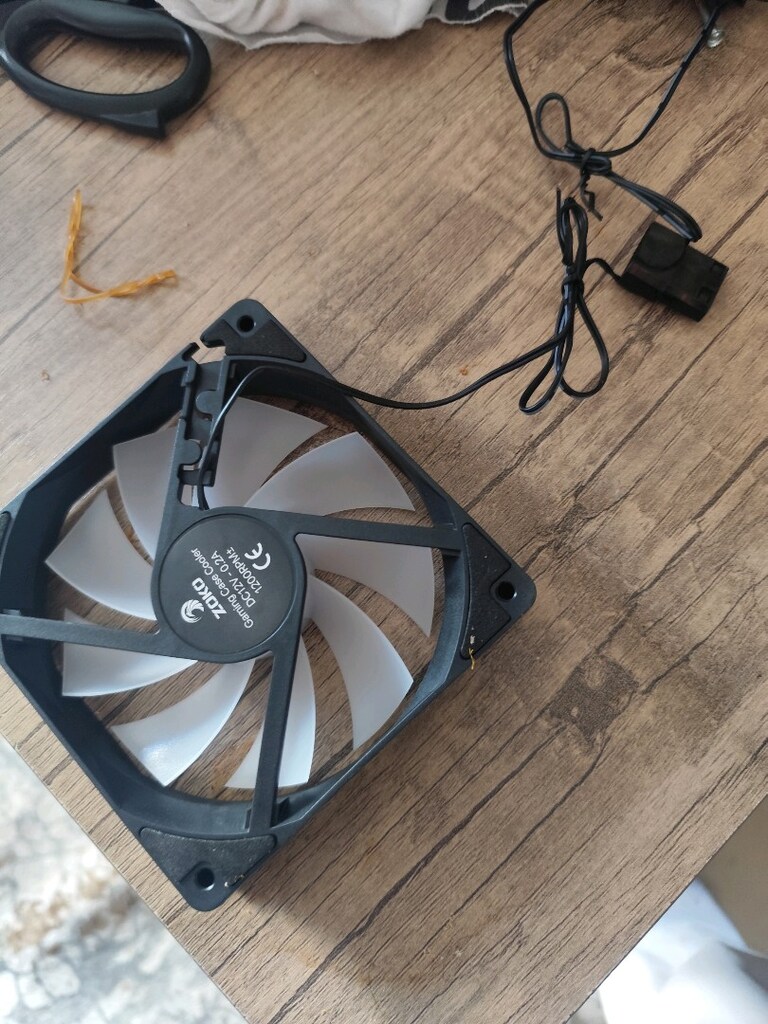 RGB fan - 4