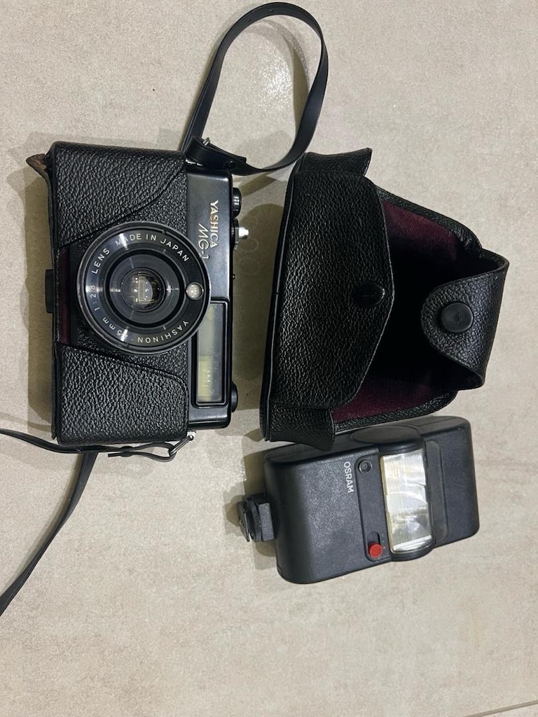 Yashica MG1 - 3