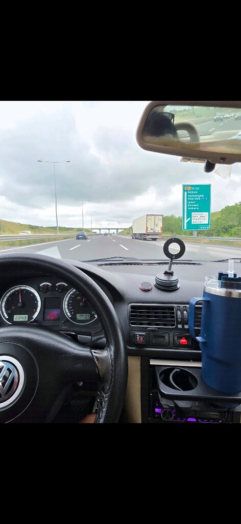 197.000 KM DE TERTEMİZ 2000 MODEL BORA - 8