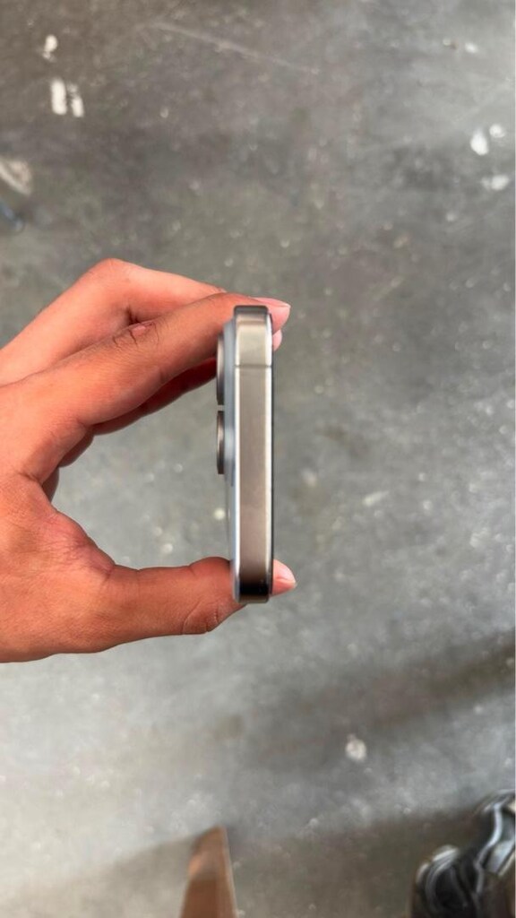 iPhone 15 pro 128 gb titanyum - 3