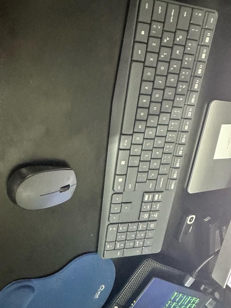 Logitech K235 Klavye Mause Set - 4