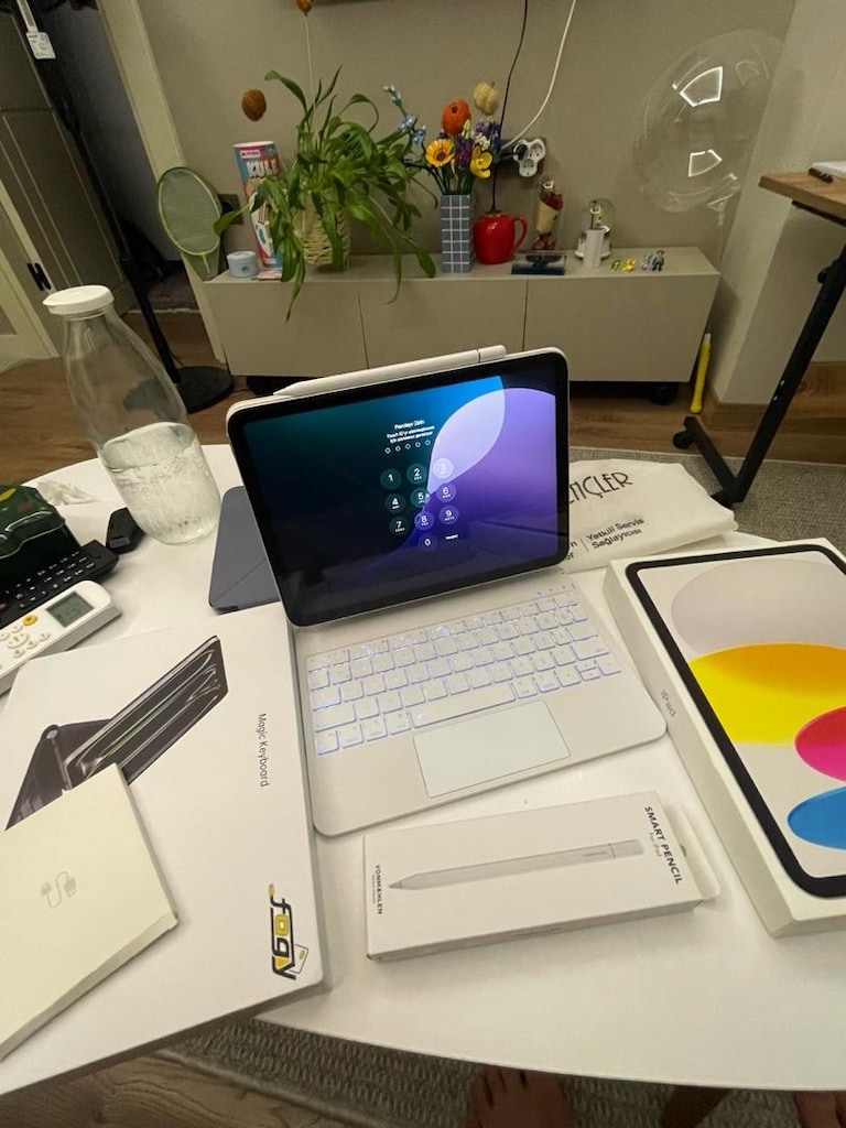 iPad A16 128 GB Wi-Fi 11. nesil Silver – Çok Temiz, Kutulu ve Aksesuar - 2