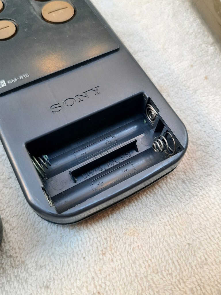 SONY RM-816 VİDEO,TELEVİZYON VE LASER DİSC KUMANDASI - 8
