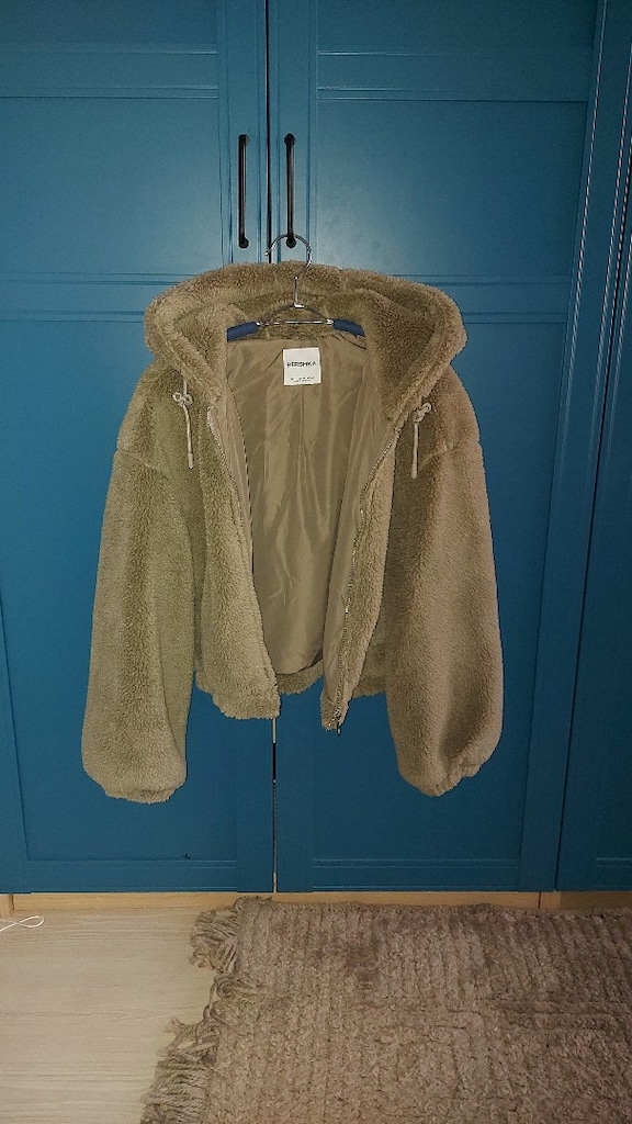 Bershka mont